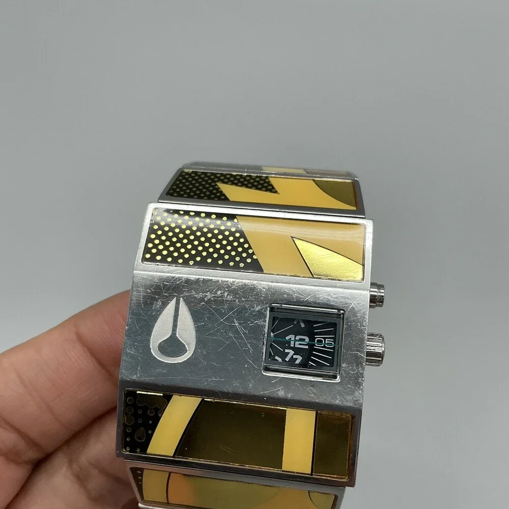 Nixon The Rotolog Mens Watch 35mm Black Dial Yellow Bracelet Not Running